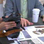 Technology-infused-Chic-handbags-3